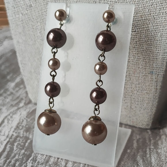 RMN Roman Faux Pearl Brown Champagne Necklace and Earrings Set Silver Tone EUC - Picture 11 of 15